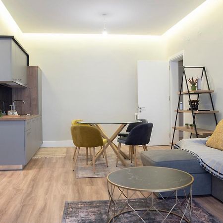 Cityscape Luxury Apartments ヨアニナ エクステリア 写真